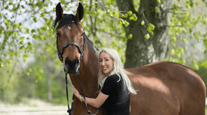 Can Horse Calmers Help with Separation Anxiety in Horses?